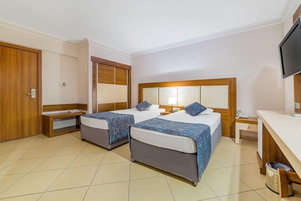 Hotel Justiniano Club Alanya Okurcalar Esterno foto